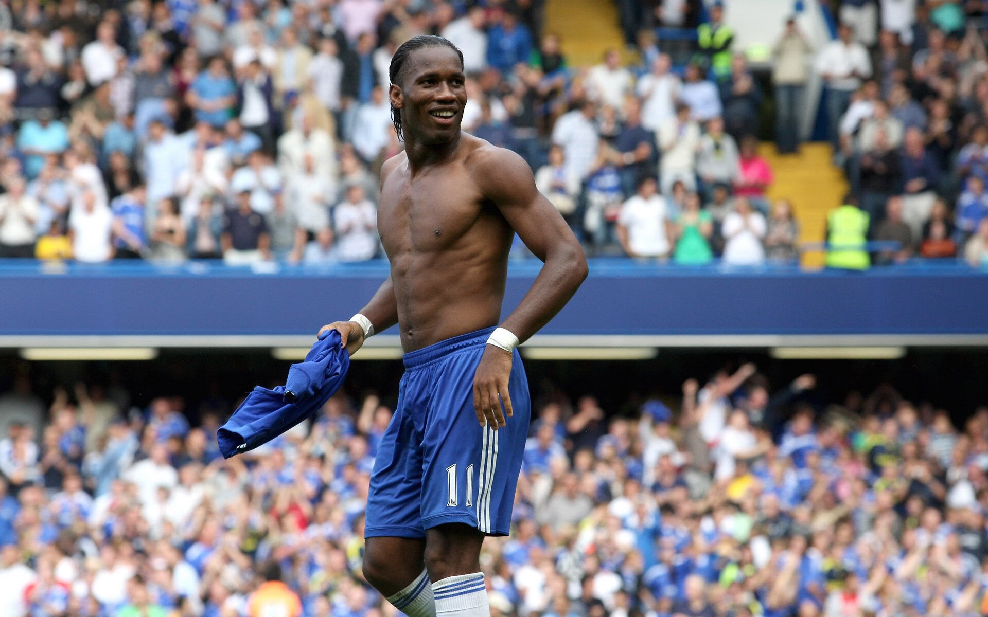 “胡利安·门德斯的进攻能力,推动阿根廷美洲狮队成为世界新霸主”